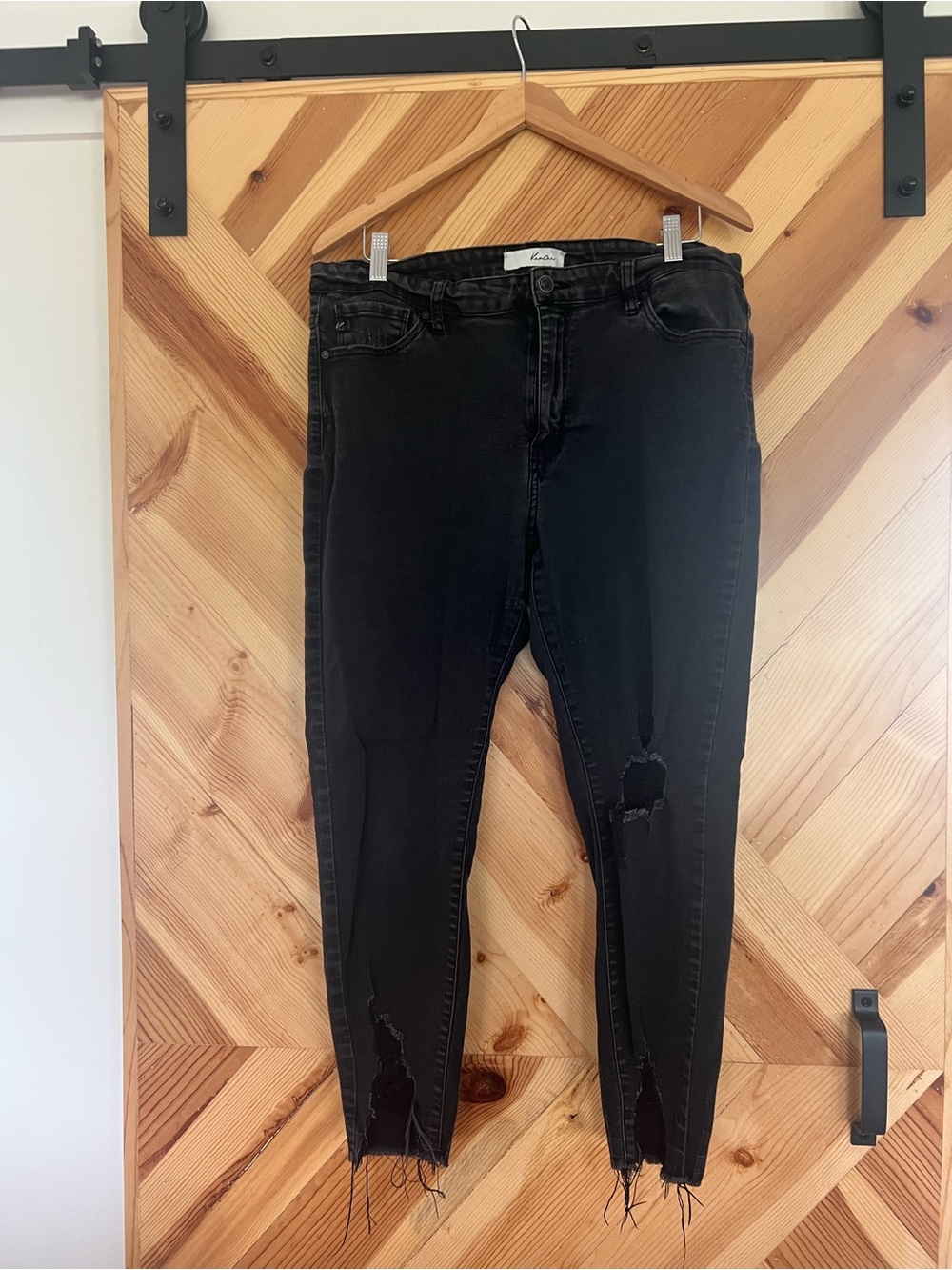 KanCan Black Skinny Distressed Jeans